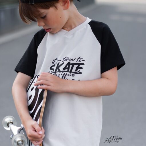 DIY Stoffe Outfit - Skate Plott