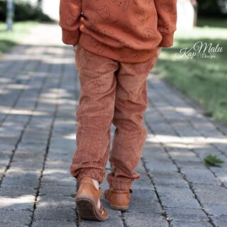 DIY Stoffe Outfit - Sweater Paule - Hose Levin